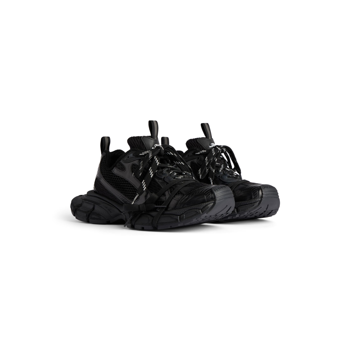 WOMEN'S 3XL SNEAKER IN BLACK
